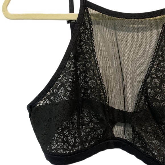 Victoria’s Secret Dream Angels Sheer Black Lace High Neck Bralette - Picture 2 of 7